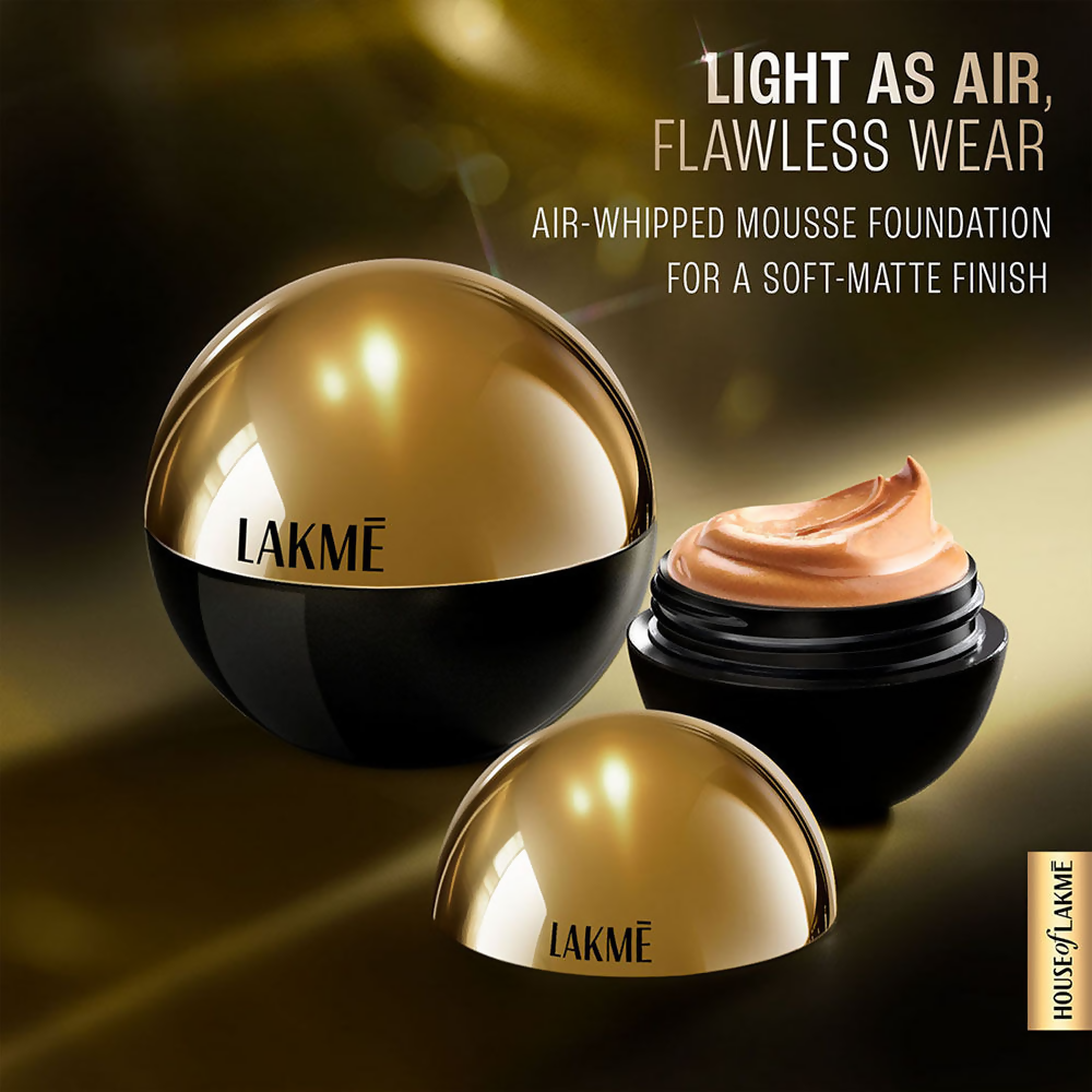 Lakme Xtraordin Airy Mattreal Mousse - Gold Med