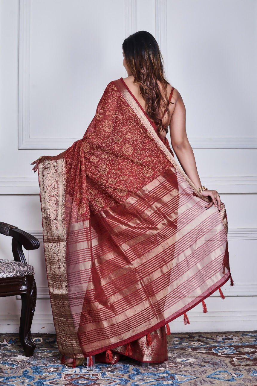 Morchari Maroon Script Printed Orzanga Saree Unstitched Blouse