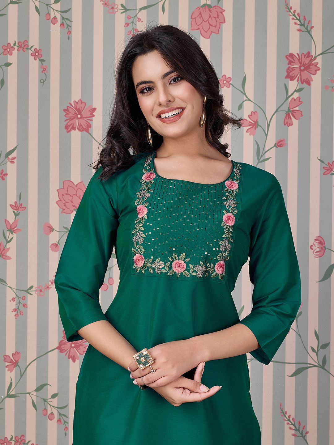 Ode by House of Pataudi Women Round Neck Three-Quarter Sleeves Embroidered Straight Kurta - Distacart