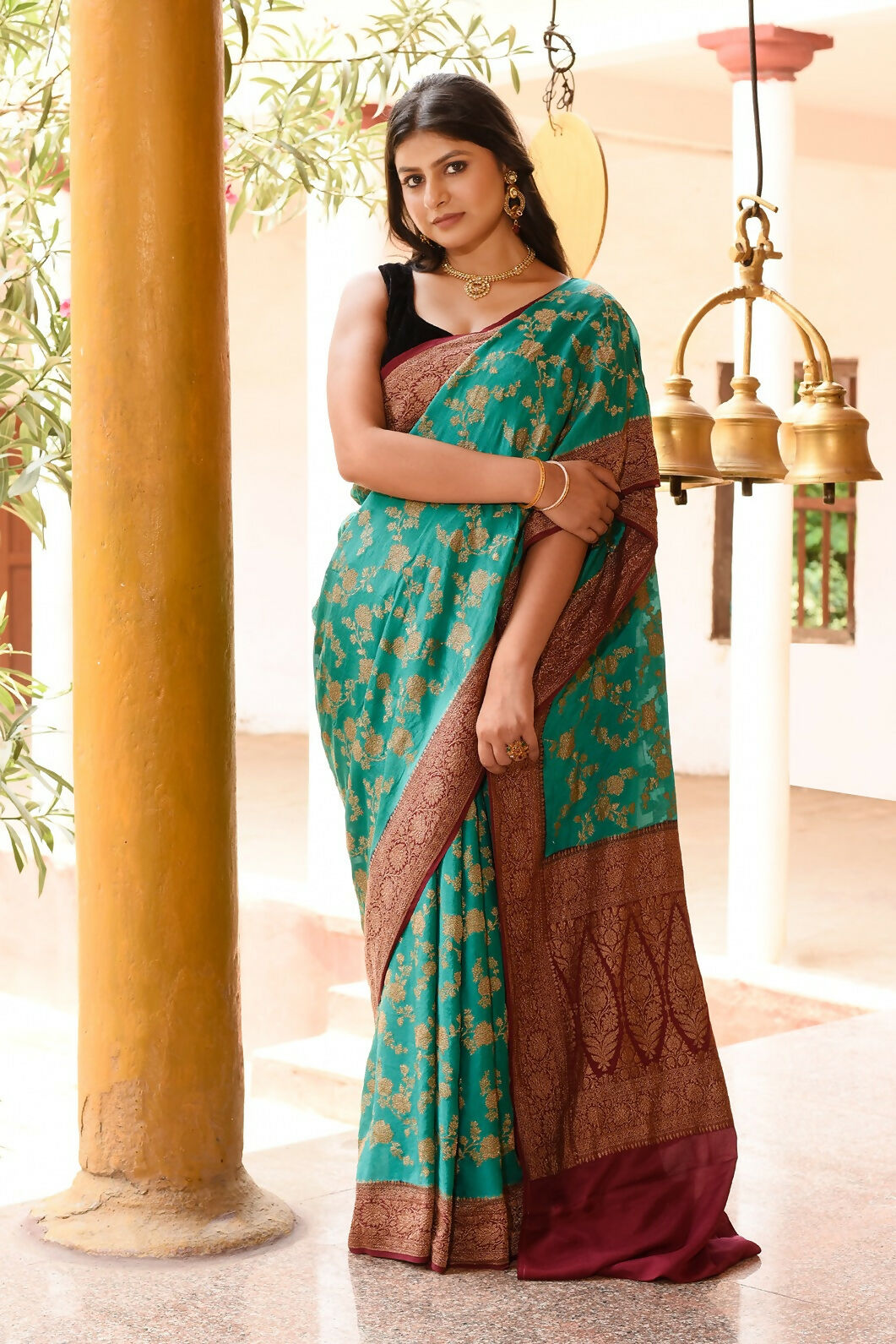 Joban Fashion Teal Green Crepe Chiffon Pure Handloom Banarasi Silk Saree