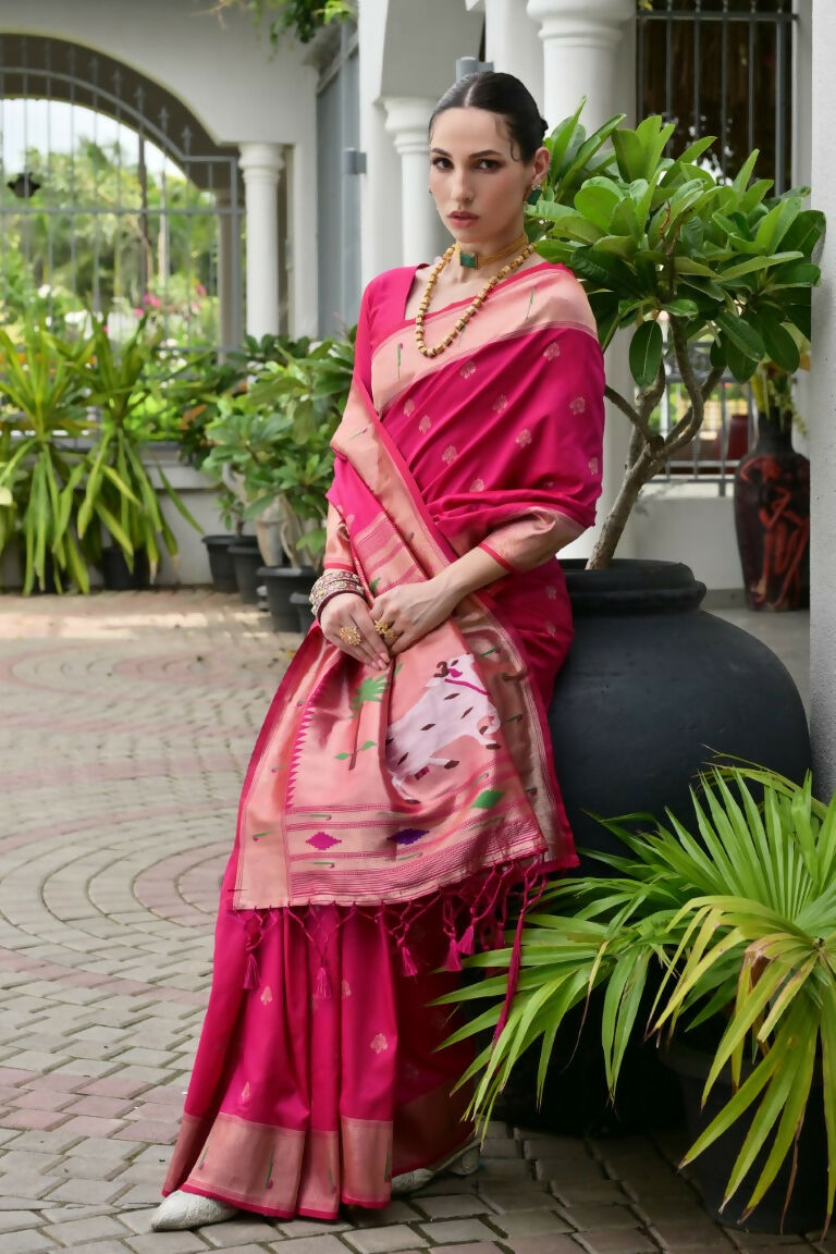 Vishnu Weaves Women's Pink Paithani Silk Zari Woven Saree with Blouse