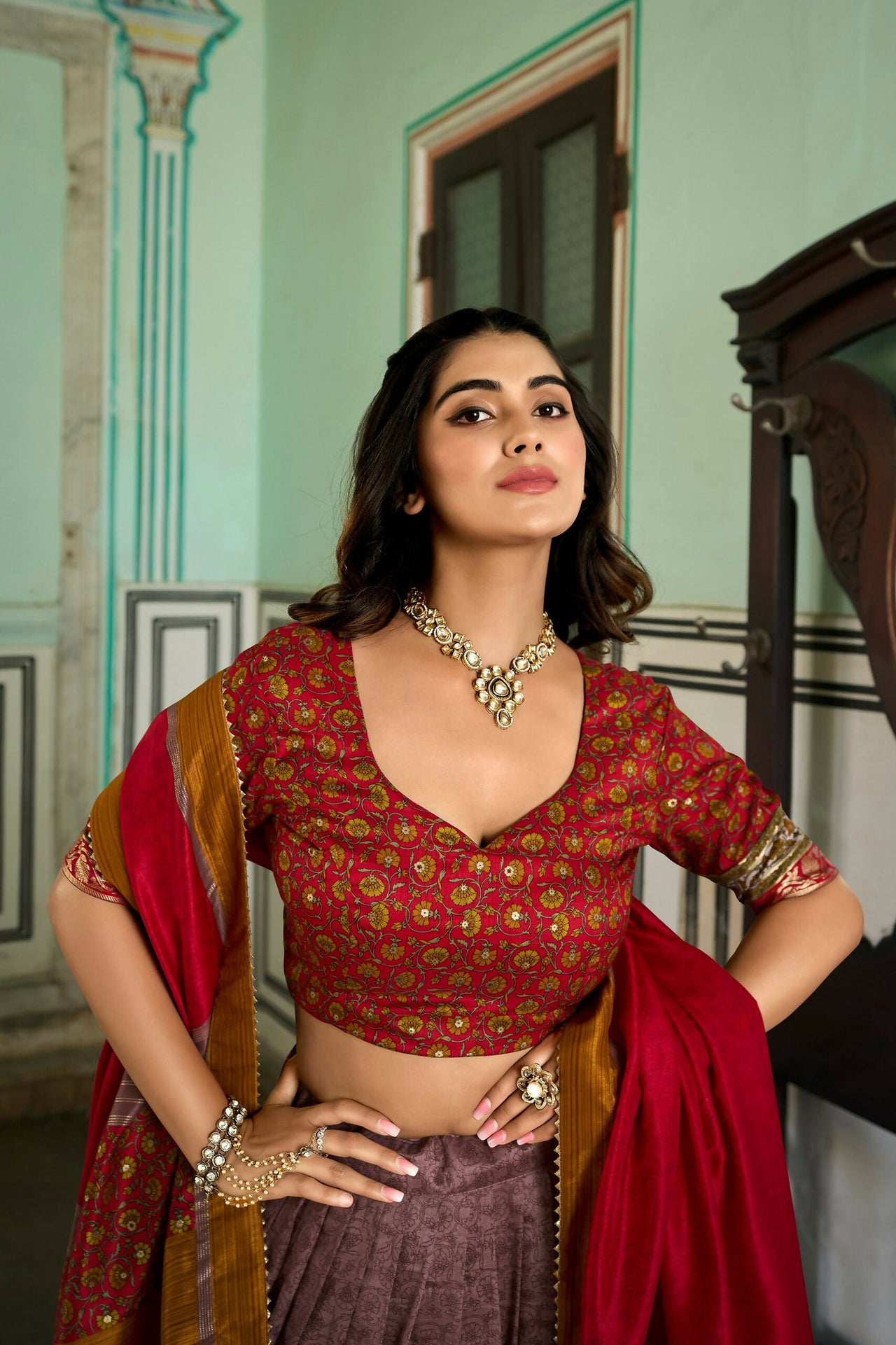 Vastranavya Kashmiri Print With Foil Print Lehenga With Unstitched Printed Blouse - Onion