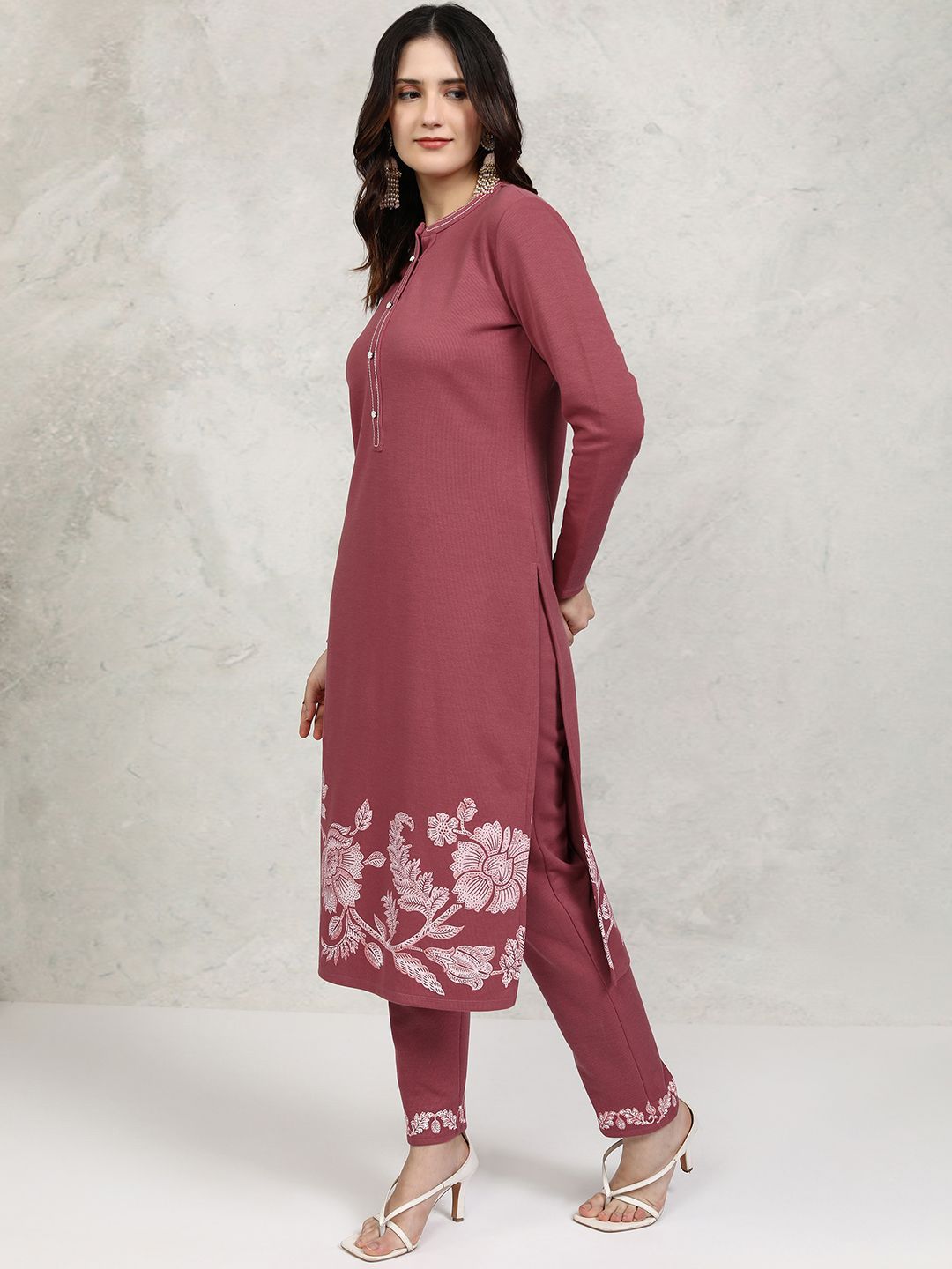 Vishudh Rust Floral Printed Mandarin Collar Straight Kurta with Trousers - Distacart