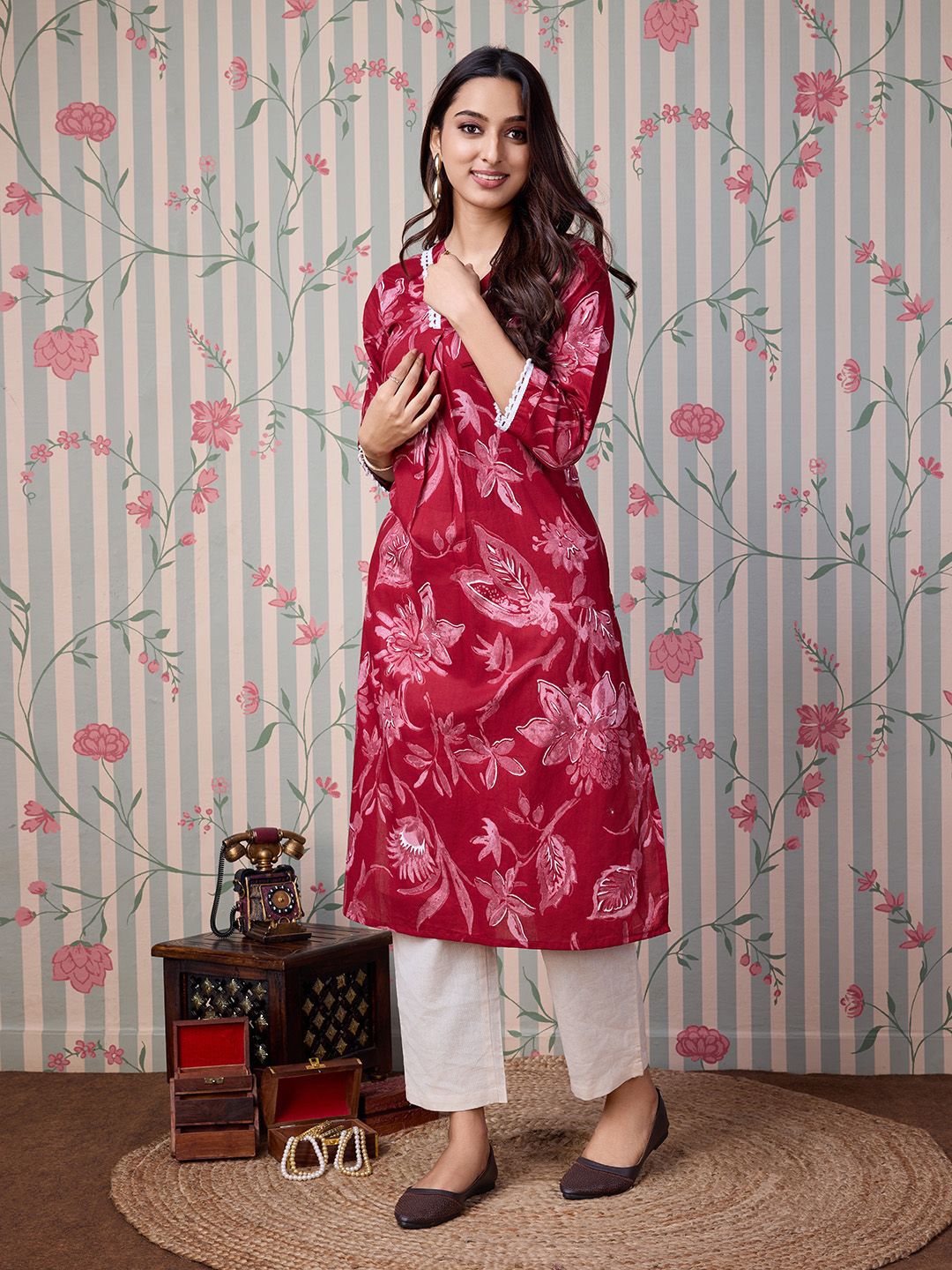 Ode by House of Pataudi Floral Printed Pure Cotton Straight Kurta - Distacart
