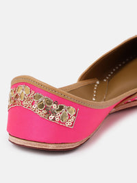 Thumbnail for House of Pataudi Women Ethnic Embellished Mojaris