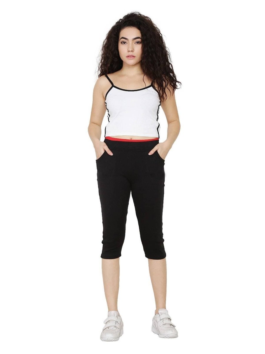 Asmaani Black Color Capri Type with Two Side Pockets.