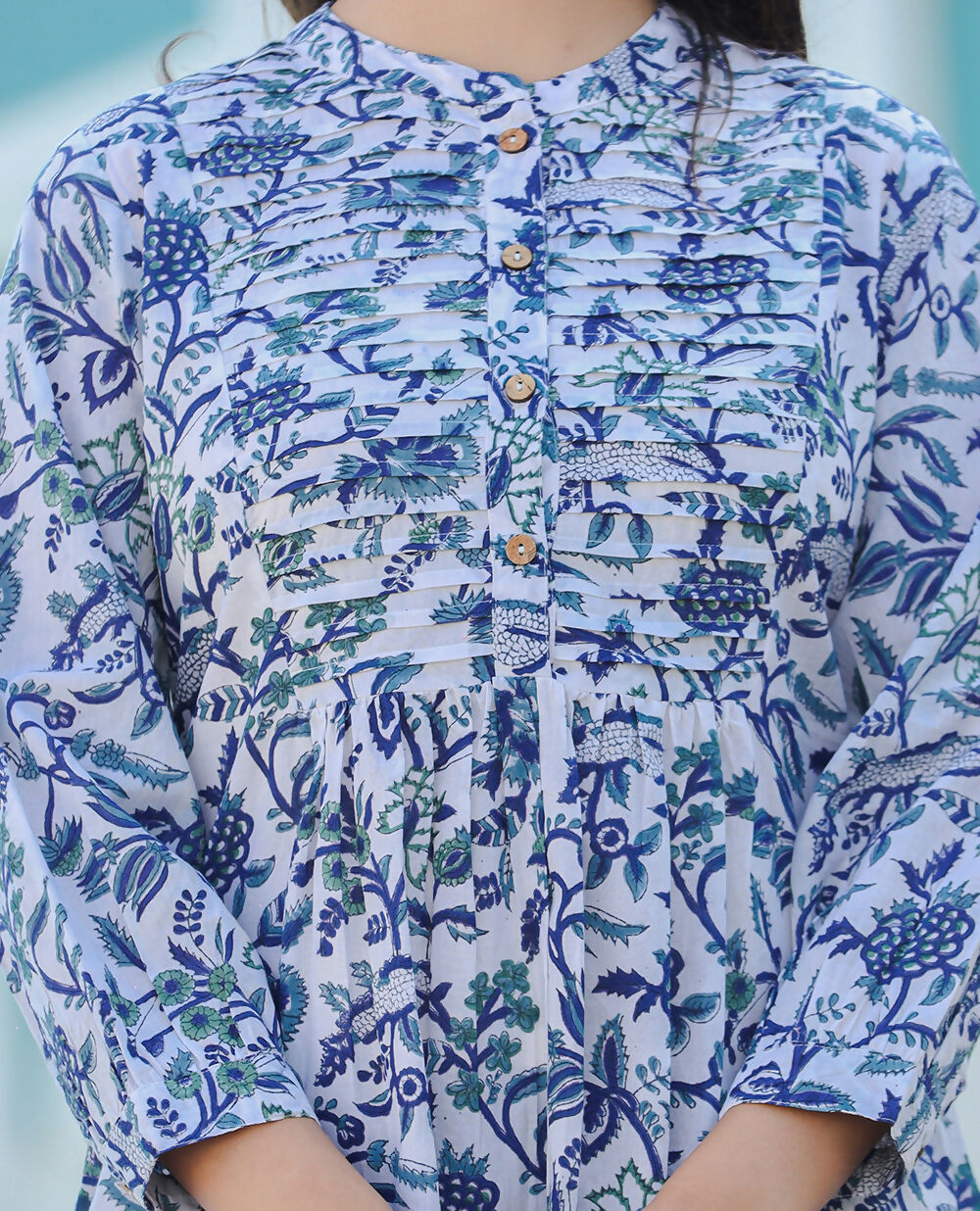 Kaajh Women's White-Blue Hand Block Printed Cotton Top - Distacart