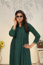 Thumbnail for JF2497-3 (1)