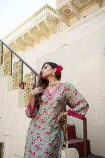 Thumbnail for Vaasva Women Pista Green Muslin Embroidered Kurta & Pant Set - Distacart