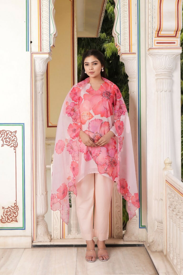 Vaasva Women Ivory Tabby Slik Print & Embroidered Kurta, Pant & Dupatta set - Distacart