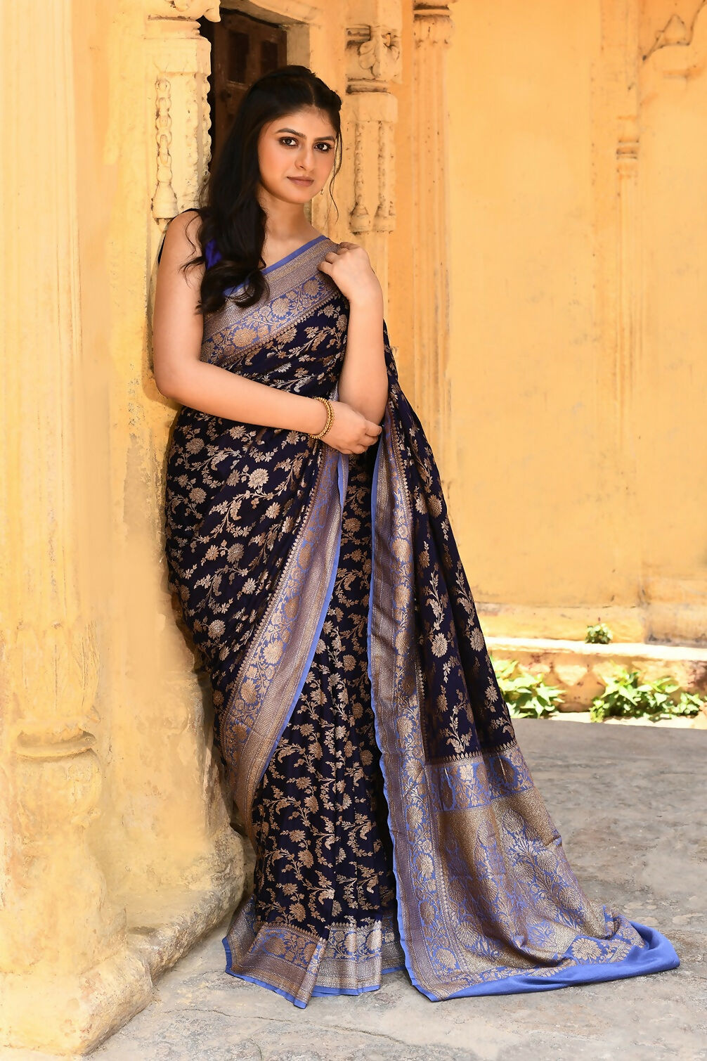 Joban Fashion Navy Blue Crepe Chiffon Pure Handloom Banarasi Silk Saree