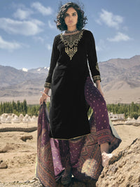 Thumbnail for Aastha Fashion Women's Black Velvet Embroidered Kurta with Trouser & Dupatta - Distacart