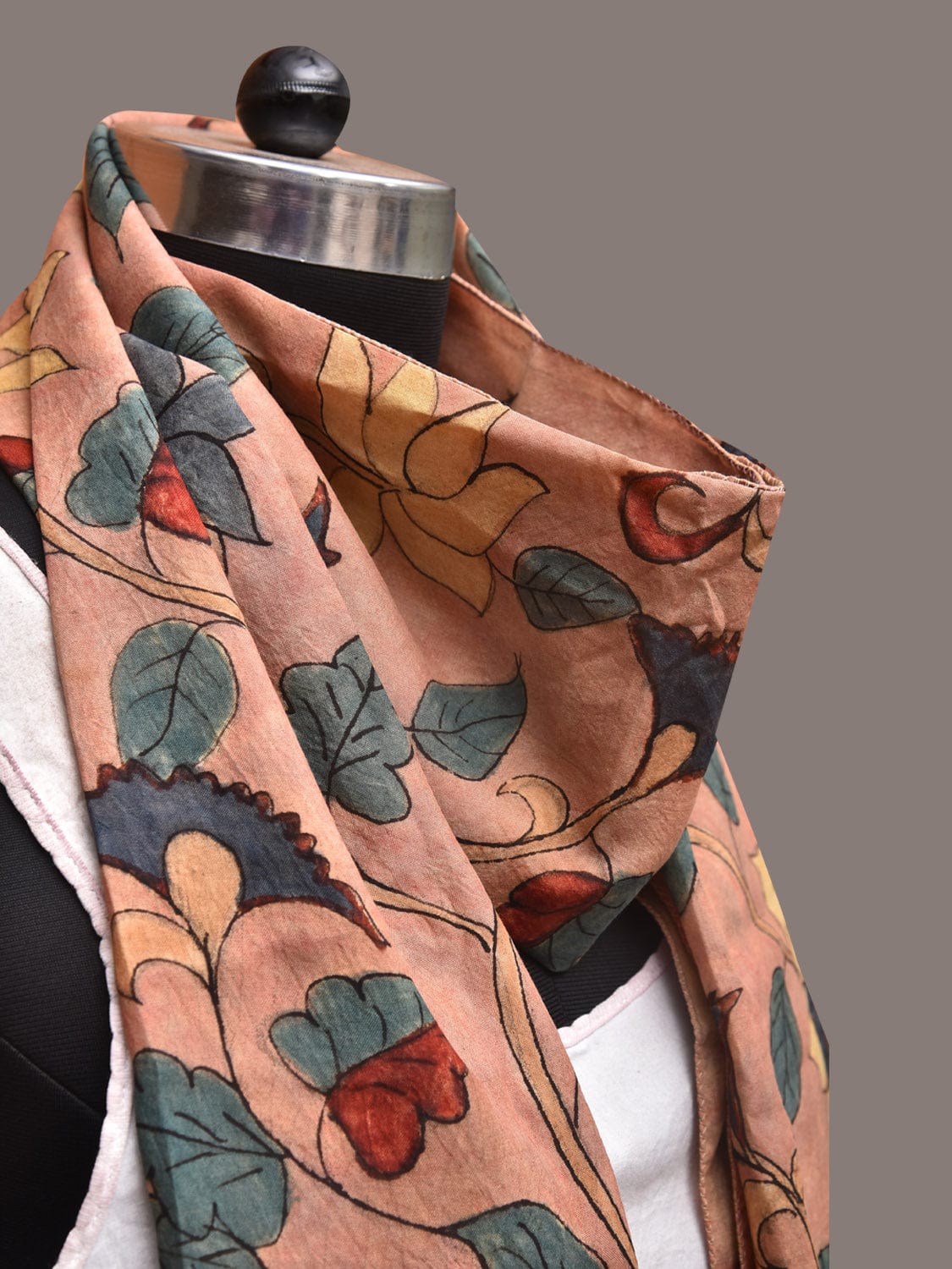 Peach Kalamkari Hand Painted Sico Stole with Floral Design - Global Threads - Distacart
