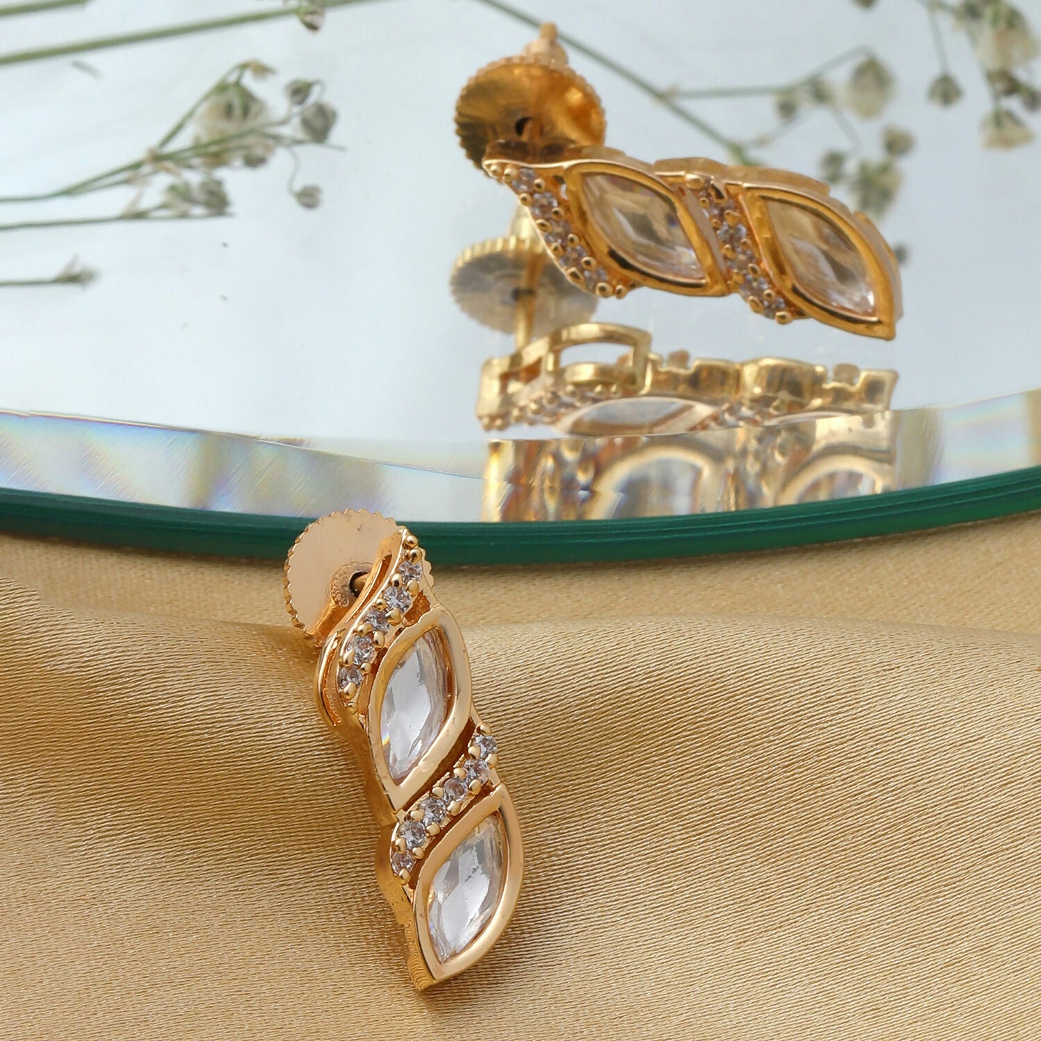 Boat Shaped Earrings with Diamond in Gold (Gold) - Ruby Raang - Distacart