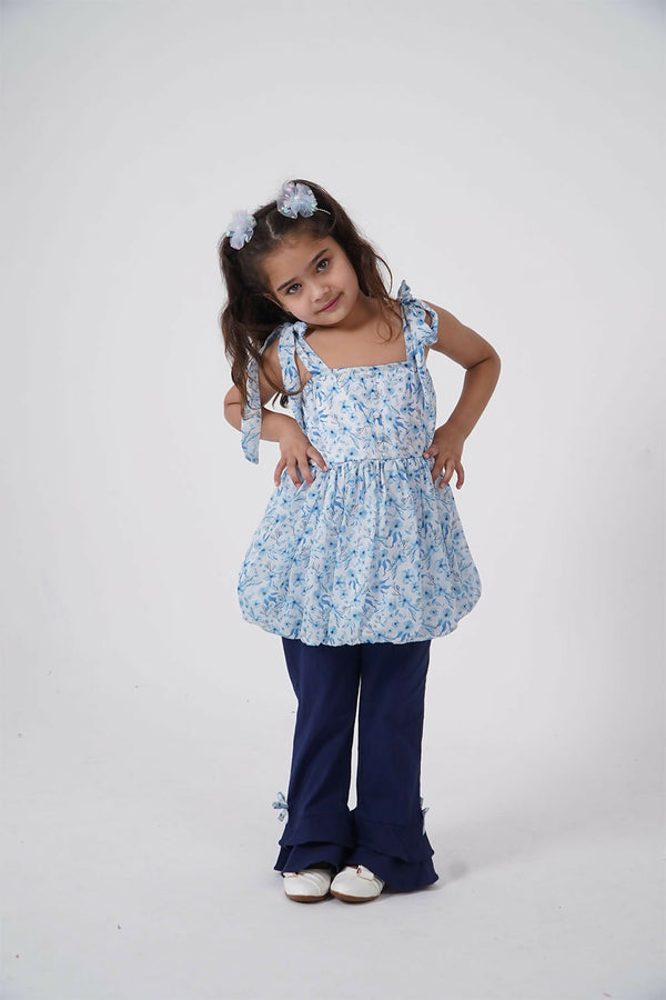 ana_tie_up_top_and_pant_front