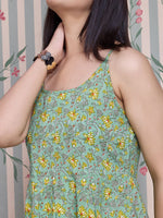 Thumbnail for Ode by House of Pataudi Floral Printed Shoulder Straps Pure Cotton Anarkali Kurta - Distacart