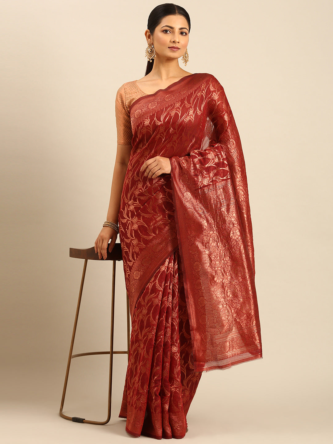 Women Red Cotton Saree With Un Stitched Blouse - Aanika