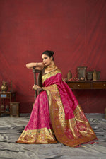Thumbnail for Vishnu Weaves Women's Pink Paithani Silk Saree with Blouse - Distacart