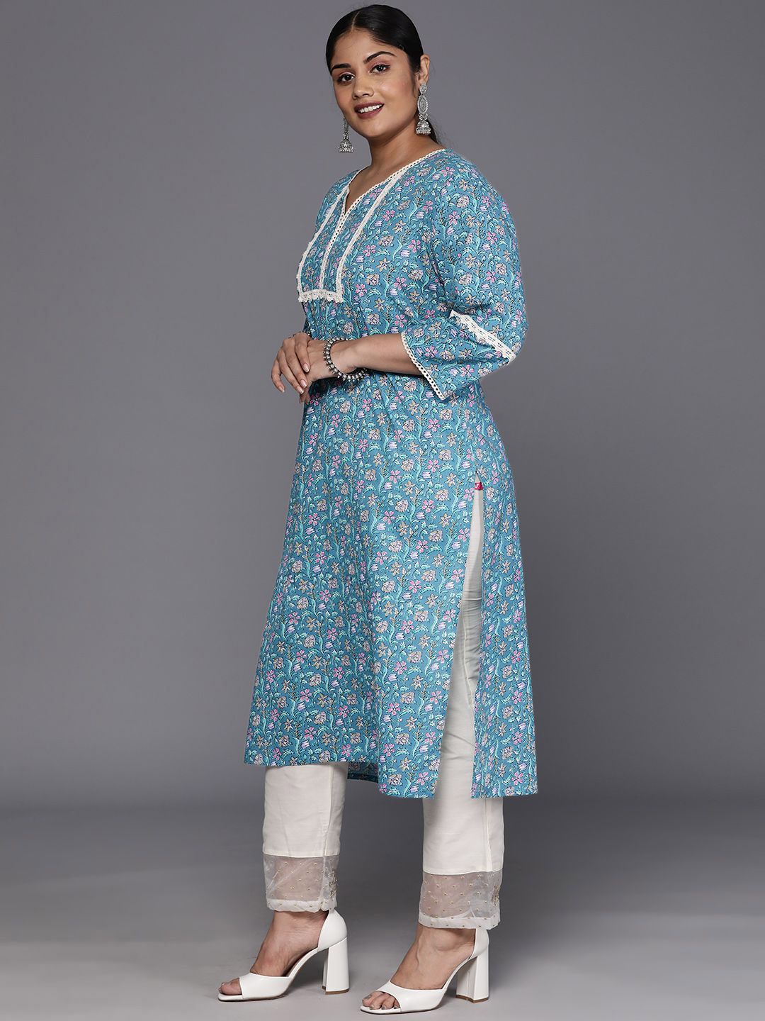 Sztori Plus Size Floral Printed Notch Neck Cotton Straight Kurta - Distacart