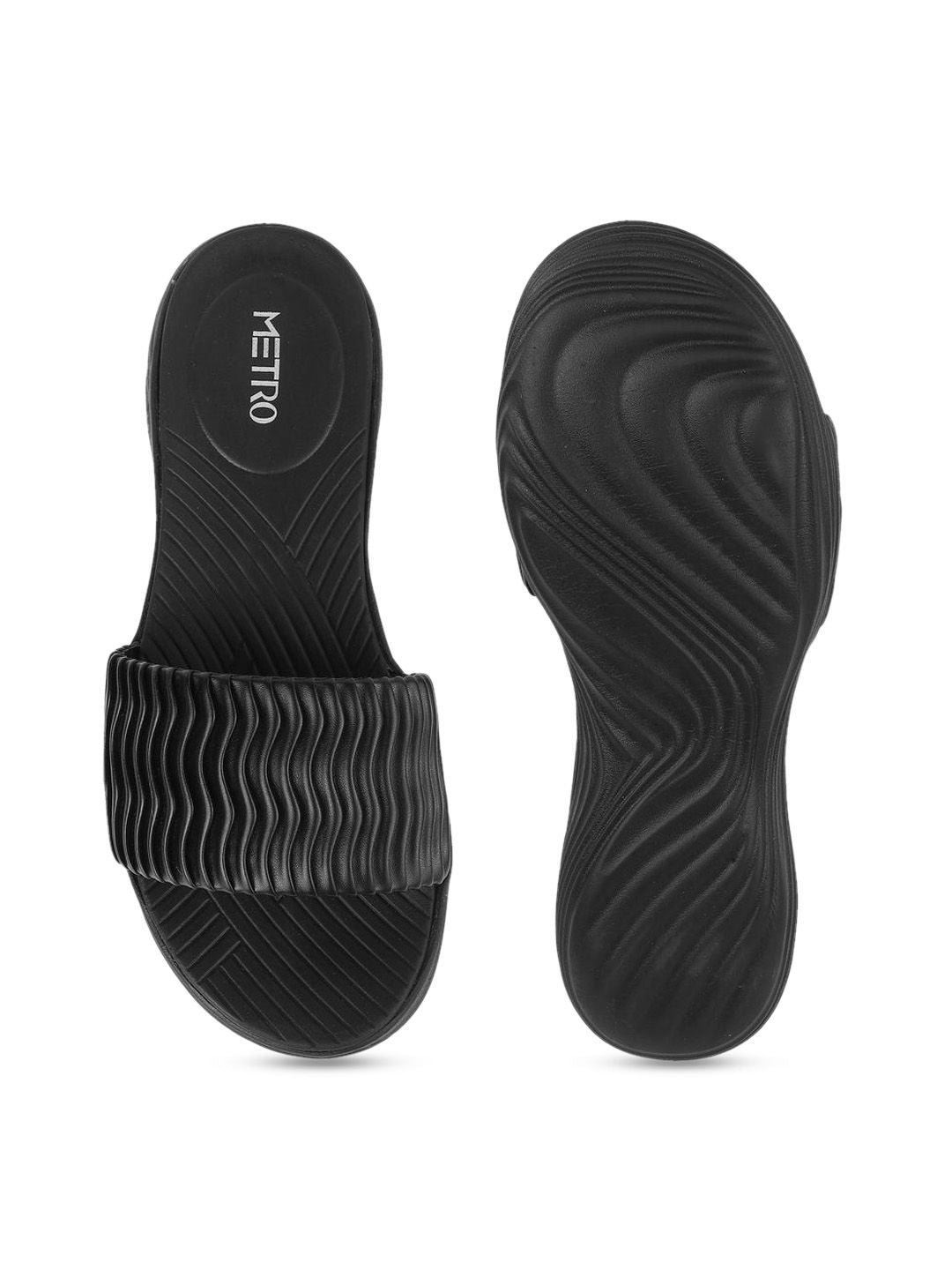 Metro Women Textured Wedge Heel Sandals