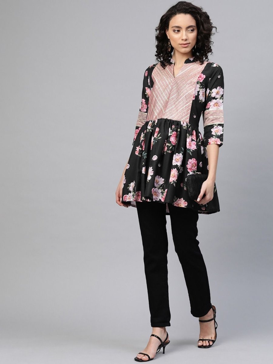 Ahalyaa Women Black Rayon Floral Print Tunic