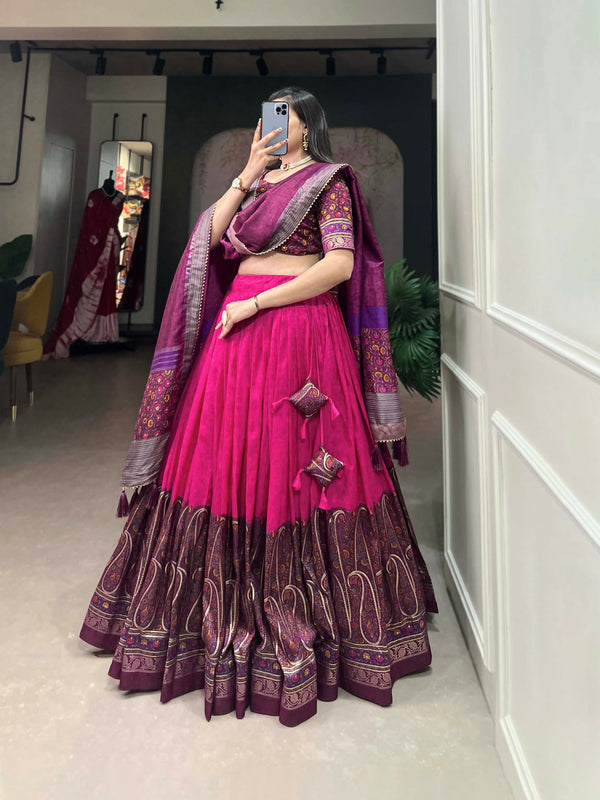 Vastranavya Kashmiri Print With Foil Print Lehenga with Unstitched Printed Blouse - Pink - Distacart