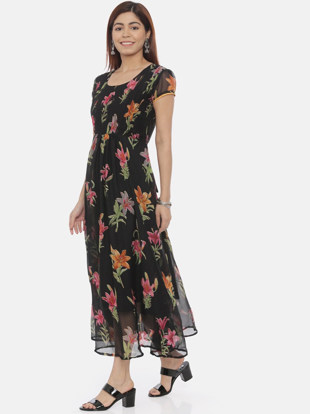 Souchii Women Black Printed Fit and Flare Dress - Distacart