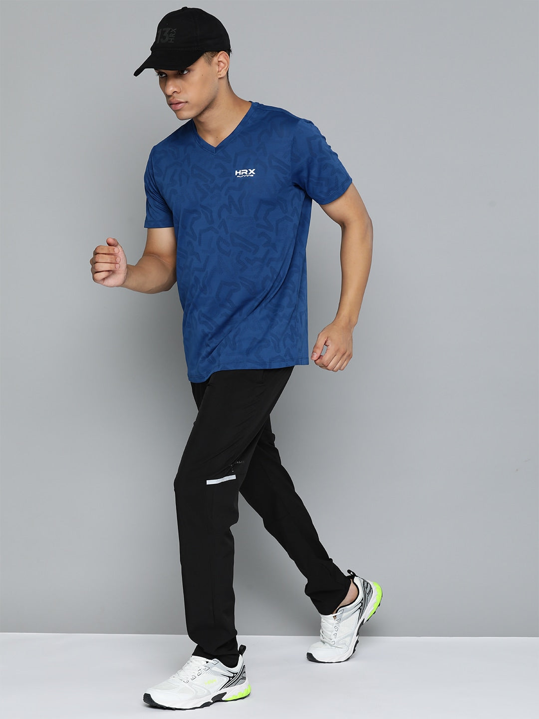 HRX by Hrithik Roshan Men Brand Logo Printed V-Neck Rapid-Dry Sports T-shirt - Distacart