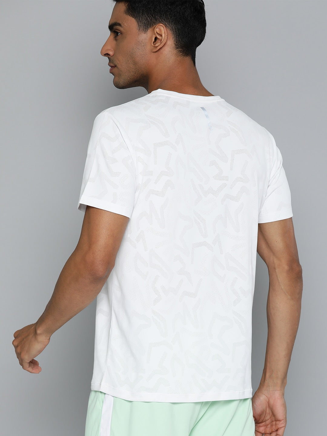 HRX by Hrithik Roshan Men Brand Logo Printed V-Neck Rapid-Dry Sports T-shirt - Distacart
