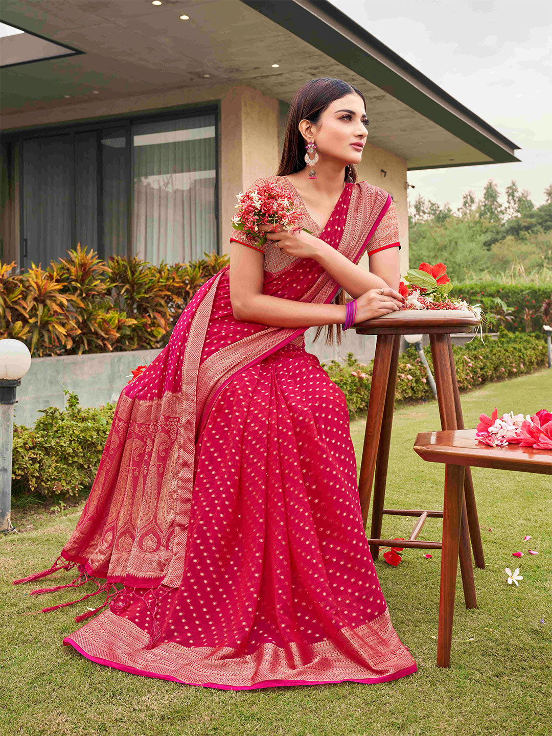 Tikhi Imli Woven Design Zari Art Silk Saree - Distacart