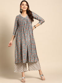Thumbnail for Sangria Women Grey Floral Printed Empire Kurta with Trousers - Distacart