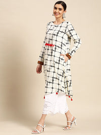 Thumbnail for Sangria Women Checked Kurta with Tassel Detailing - Distacart