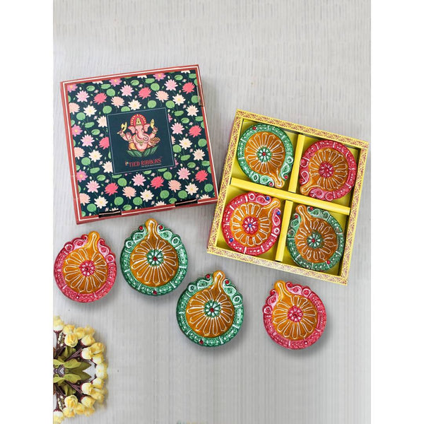 Tied Ribbons Set of 8 Maroon & Green Terracotta Diyas - Distacart