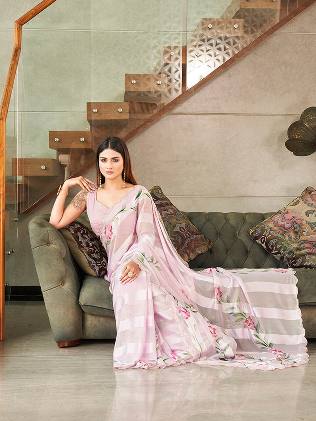 Tikhi Imli Floral Printed Sequinned Saree - Distacart