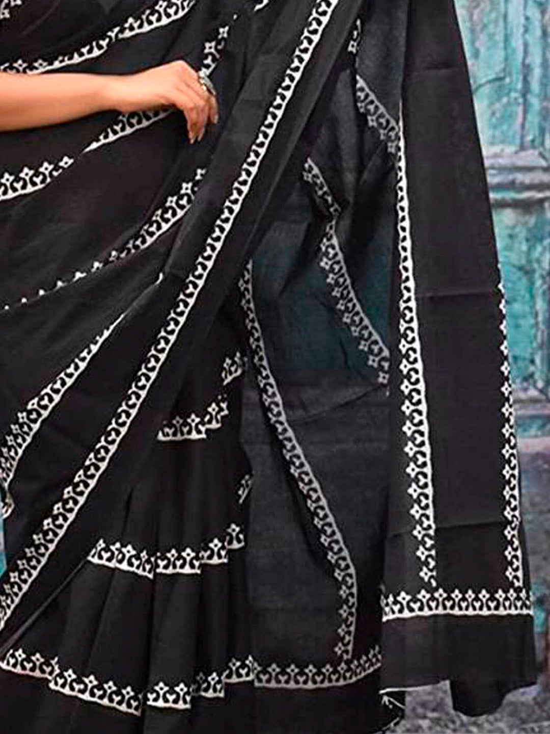 Kalini Ethnic Motifs Printed Pure Cotton Saree - Distacart