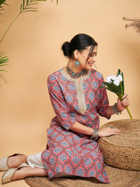 Thumbnail for InWeave Women's Red Blue Ogee Print Gota Straight Kurta - Distacart