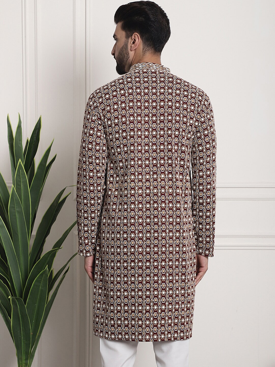 Sojanya Geometric Embroidered Mandarin Collar Kurta - Distacart