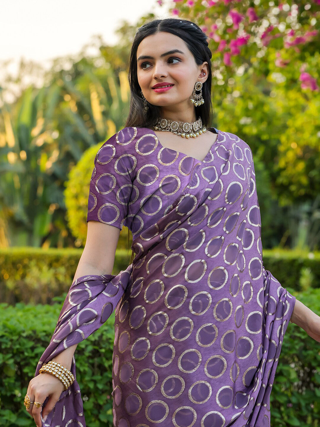 Tikhi Imli Geometric Woven Design Ready to Wear Saree - Distacart