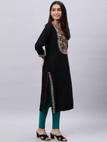 Thumbnail for Souchii Black Geometric Yoke Design Thread Work Grandeur & Majestic Artwork Kurta - Distacart