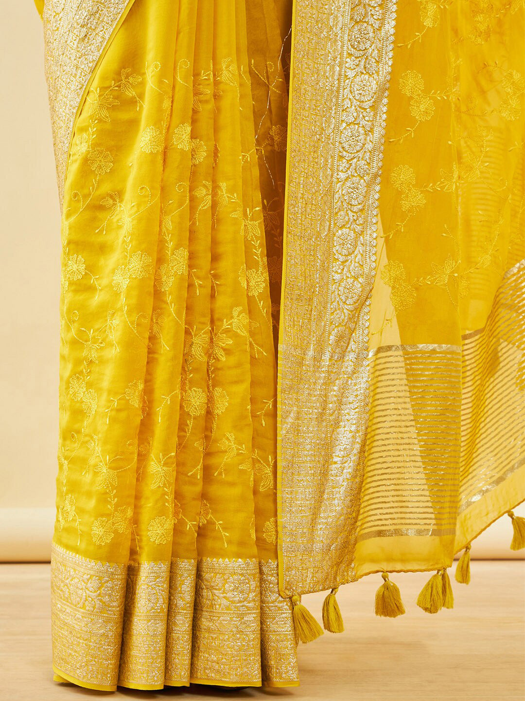 Soch Yellow & Gold-Toned Floral Embroidered Zari Organza Saree - Distacart