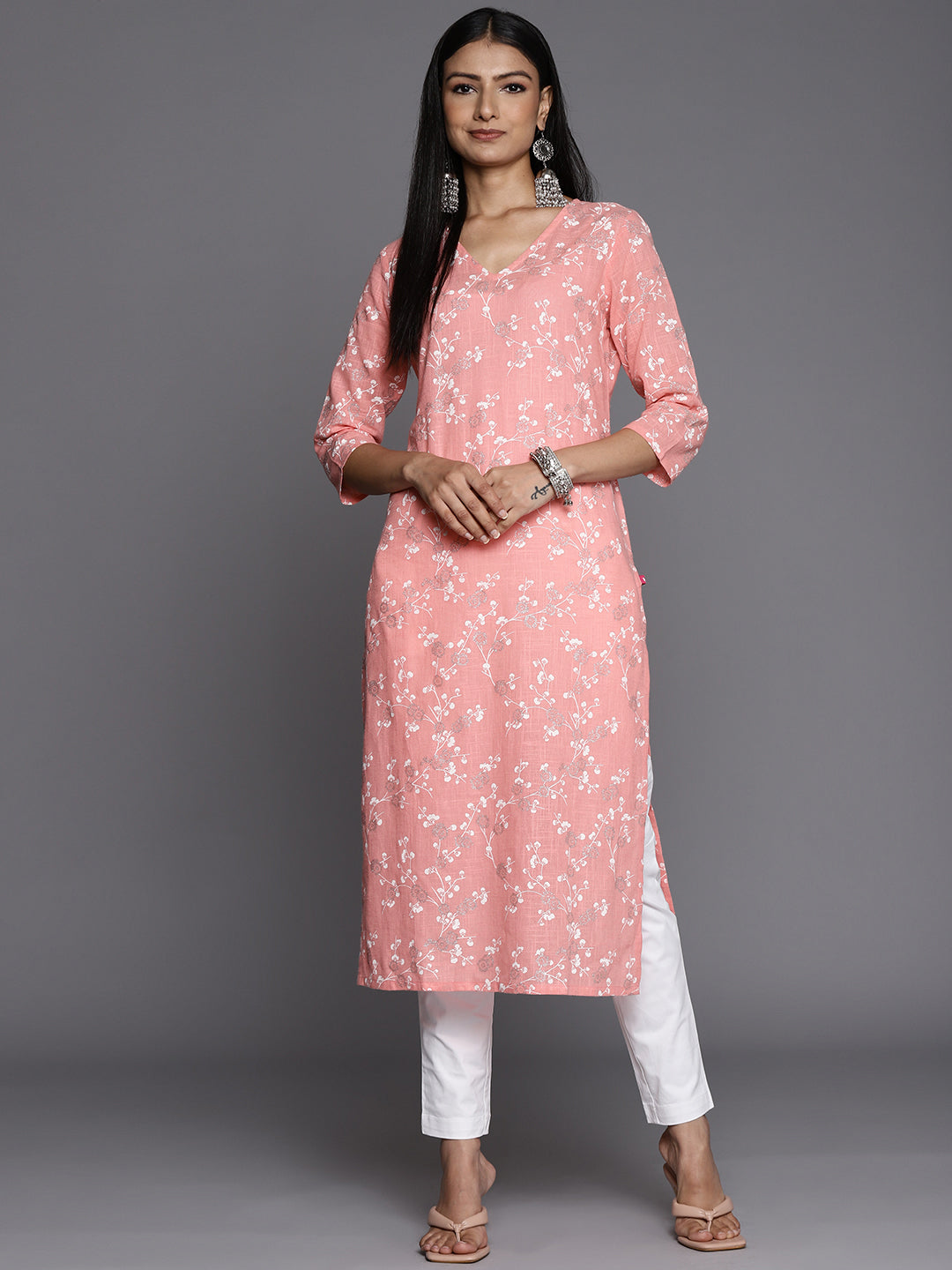Varanga Women's Peach Khari Floral Printed Straight Kurta - Distacart