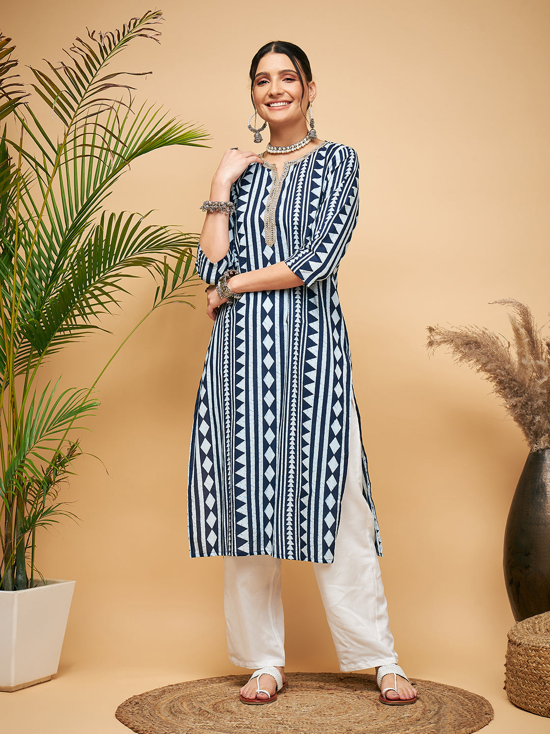 InWeave Women's White Navy Stripe Print Gota Straight Kurta Pant Set - Distacart