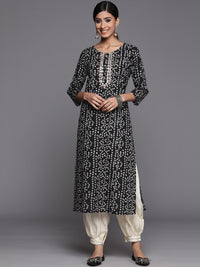 Thumbnail for Varanga Black Printed Cotton Kurta Wity Embroidered Yoke - Distacart