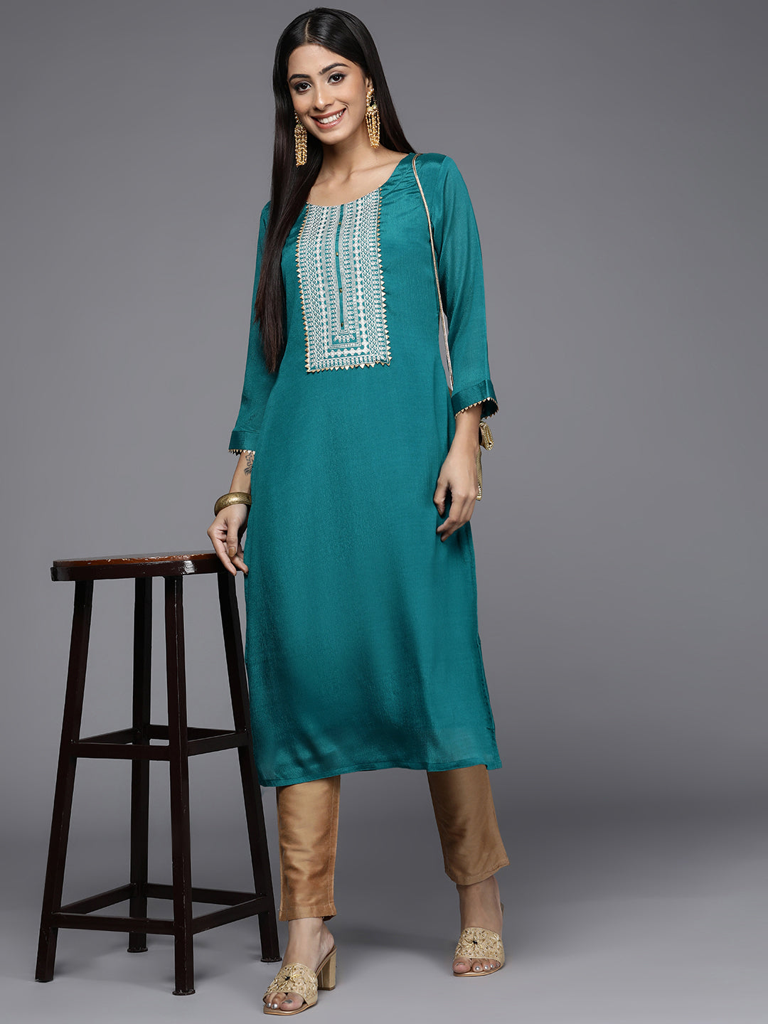 Varanga Teal Straight Kurta With Embroidered Yoke - Distacart