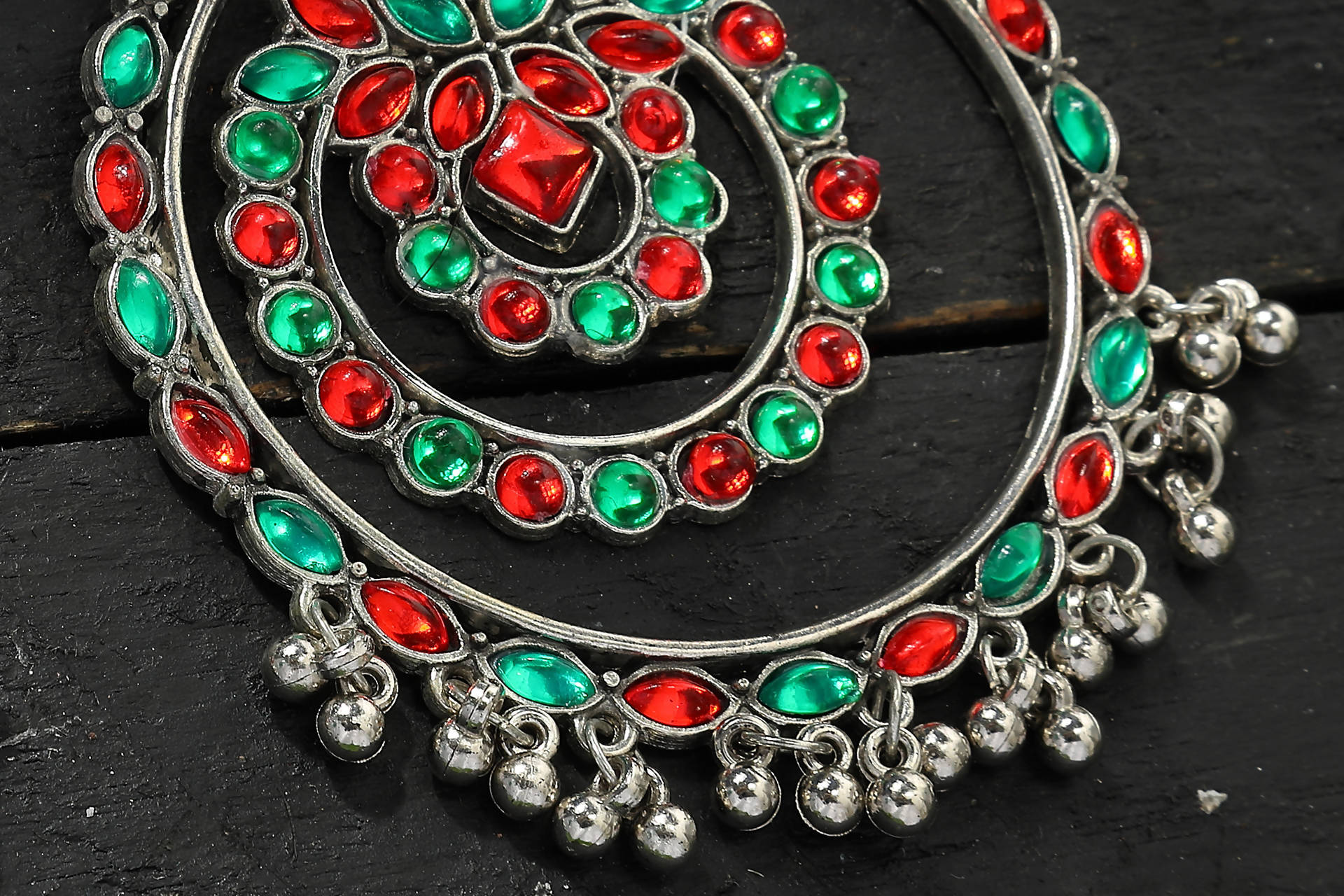 Mominos Fashion Johar Kamal Women's Red & Green Kundan Circles Earrings - Distacart