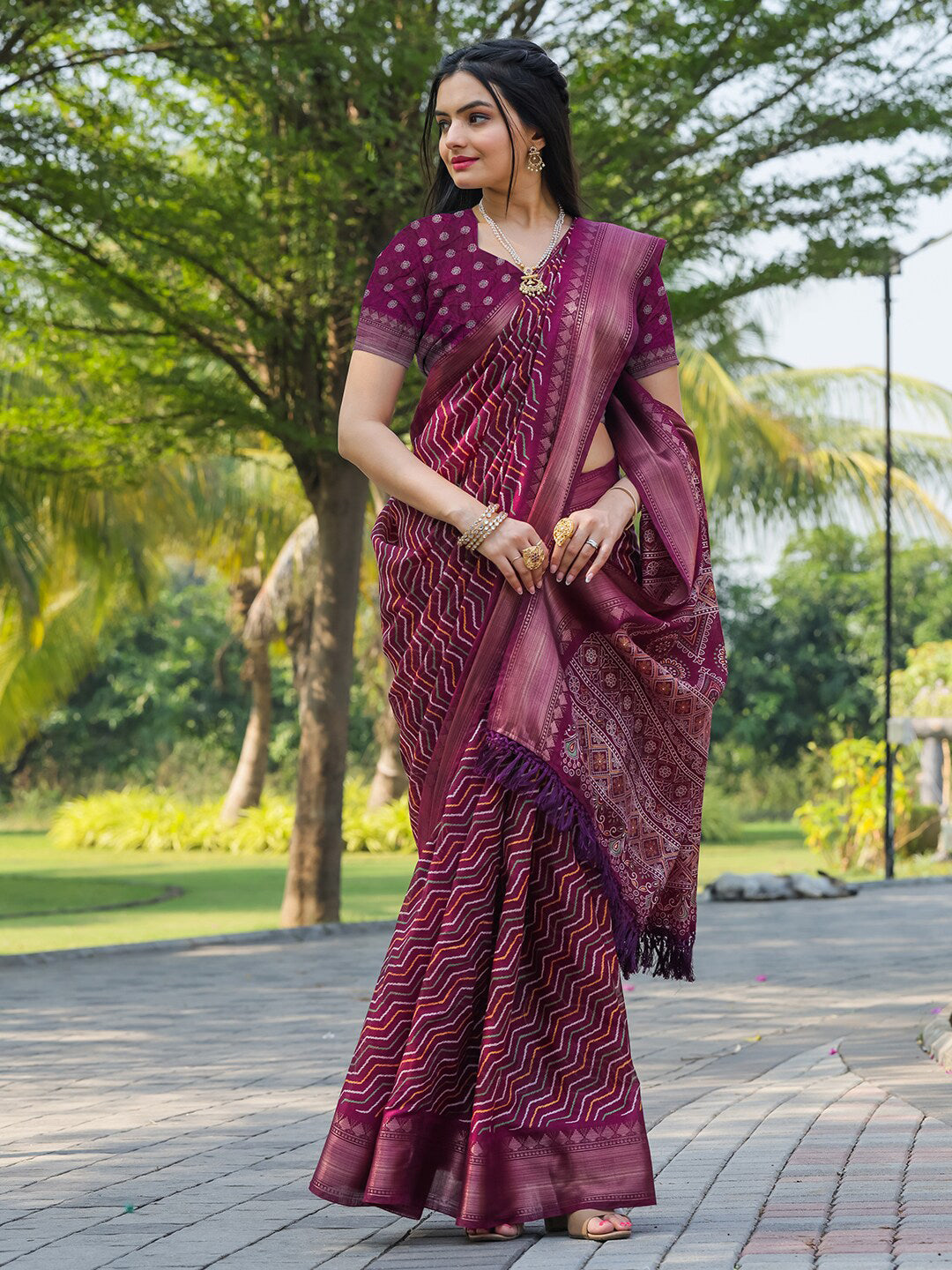 Tikhi Imli Leheriya Printed Zari Ready to Wear Saree - Distacart