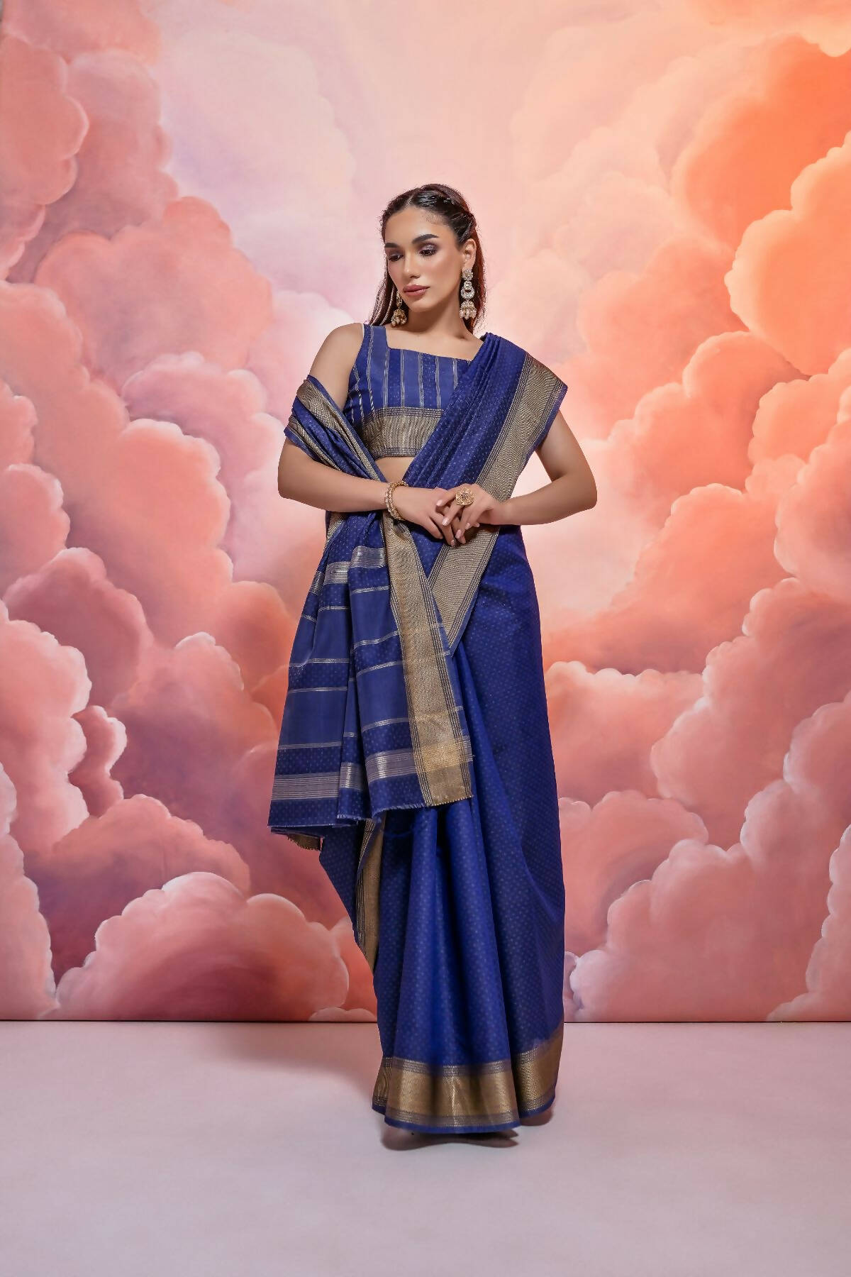 Vishnu Weaves Women's Blue Cotton Self Weaving Saree with Blouse - Distacart
