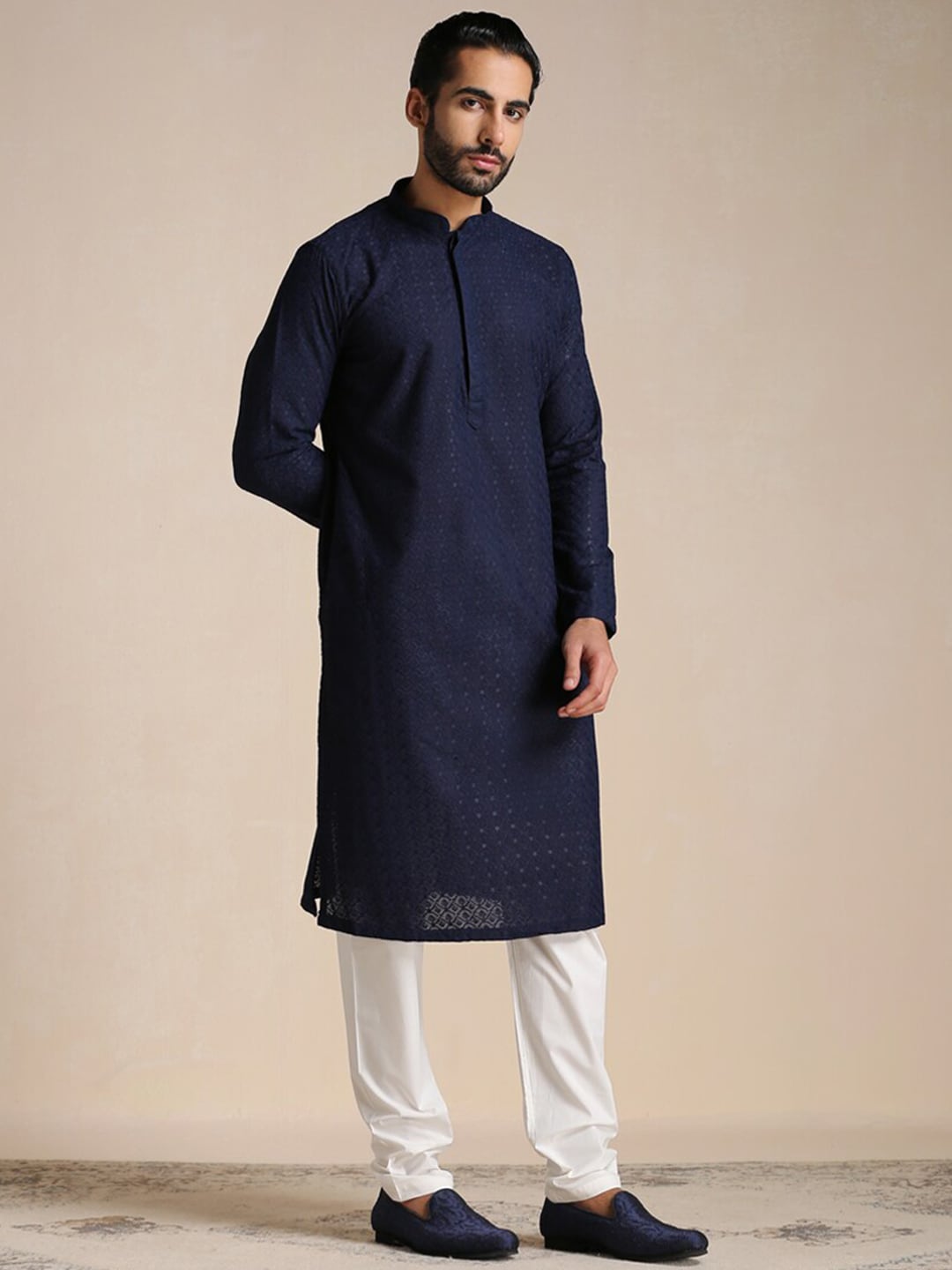 Manyavar Men Embroidered Kurta with Pyjamas - Distacart