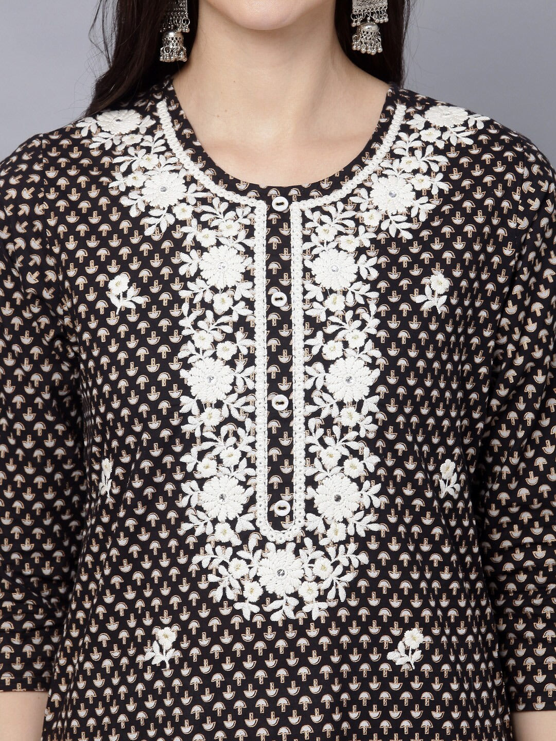HERE&NOW Women Geometric Yoke Design Thread Work Kurta - Distacart