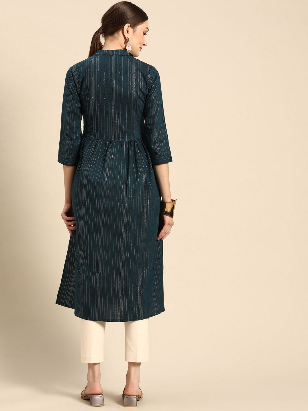 Sangria Women Navy Blue Striped Kurta - Distacart